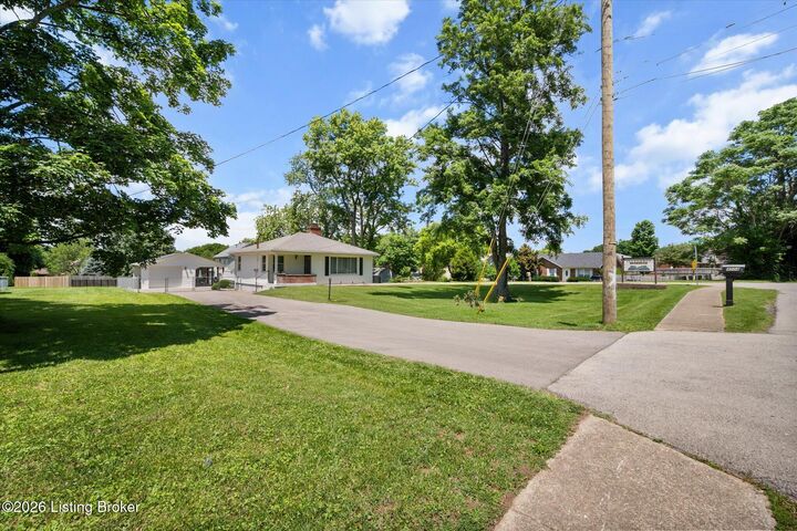 Property Photo:  4004 Billtown Rd  KY 40299 