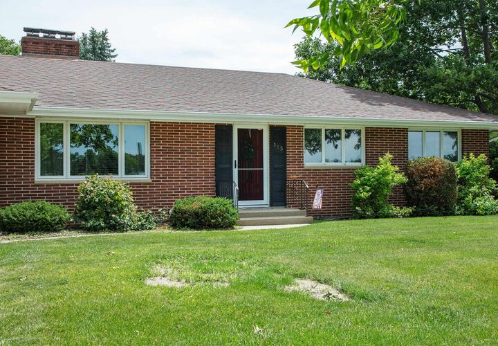 Property Photo: 113 16th St SW IA 50677