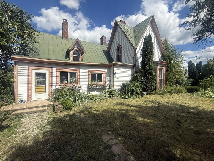 Property Photo: 5253 Raymond Road KY 41055
