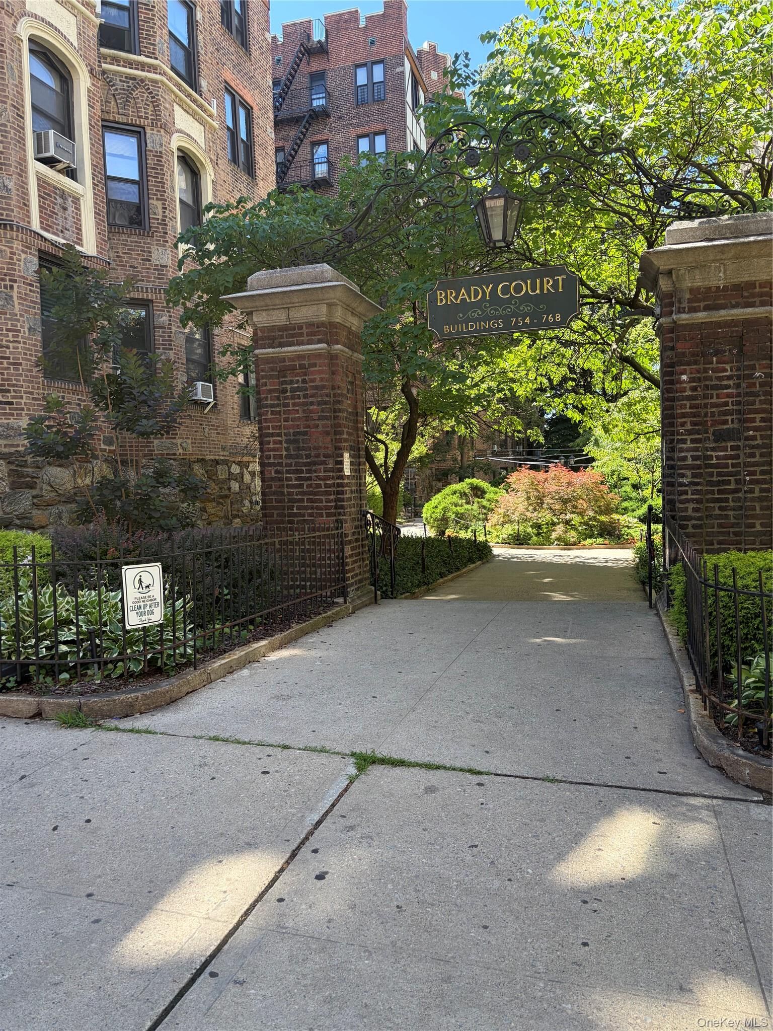 Property Photo: 758 Brady Avenue 112 NY 10465