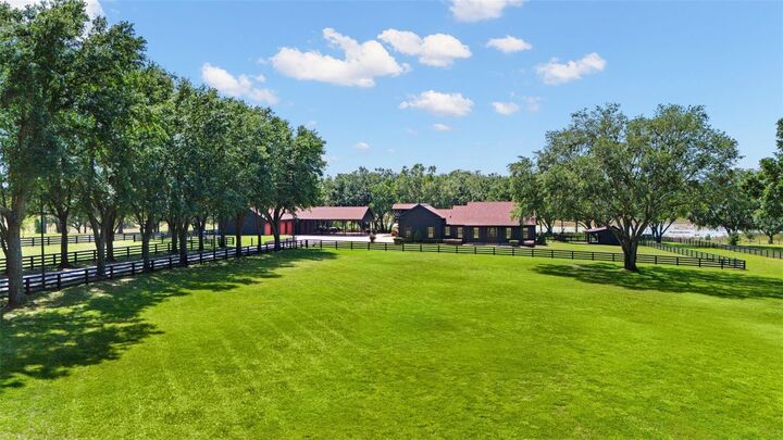Property Photo: 9751 Quiet Lane FL 34787
