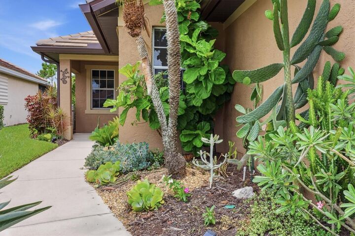 Property Photo: 3275 Osprey Lane FL 33953