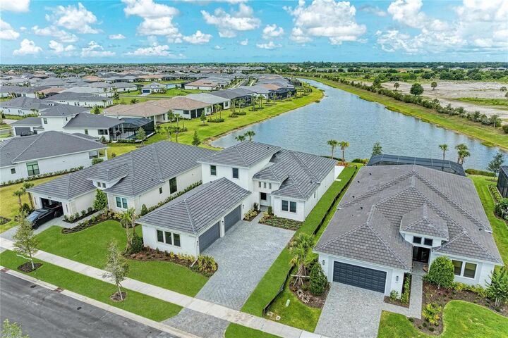 Property Photo: 4517 Mondrian Court FL 34240