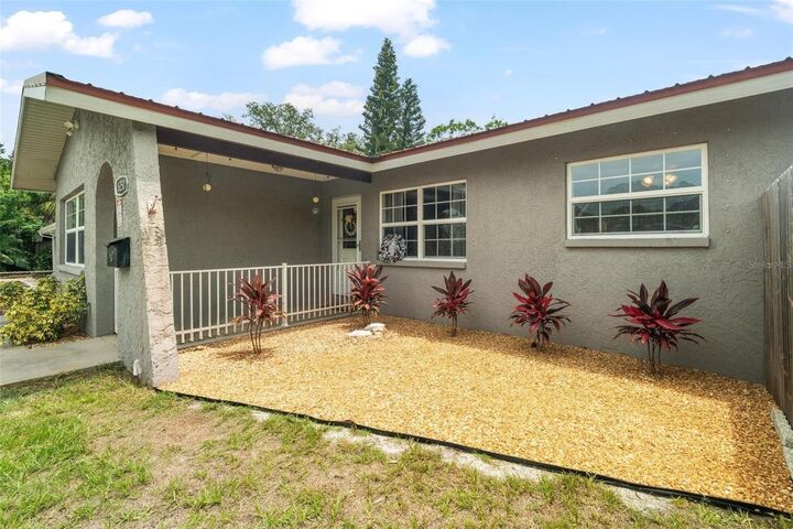 Property Photo: 6250 5th Avenue S FL 33707