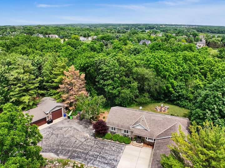 Property Photo:  4935 Buena Park Rd  WI 53185 