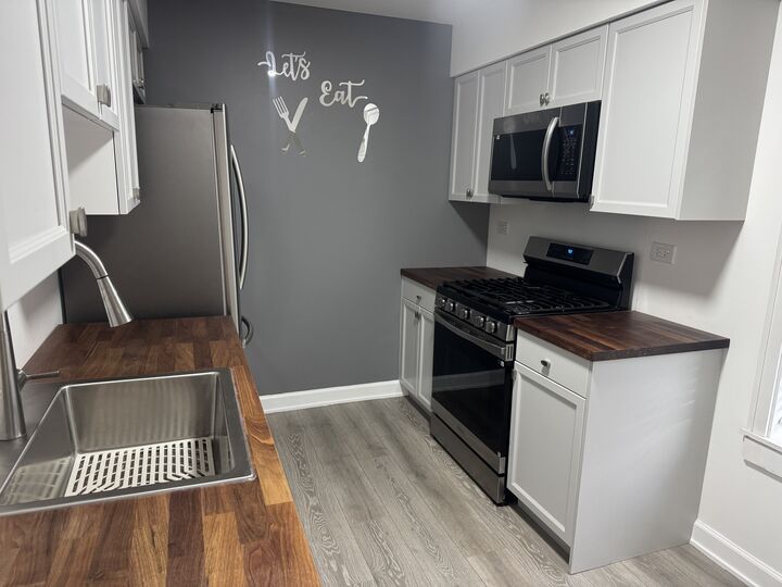 Property Photo:  263 S Clubhouse Drive 312  IL 60074 