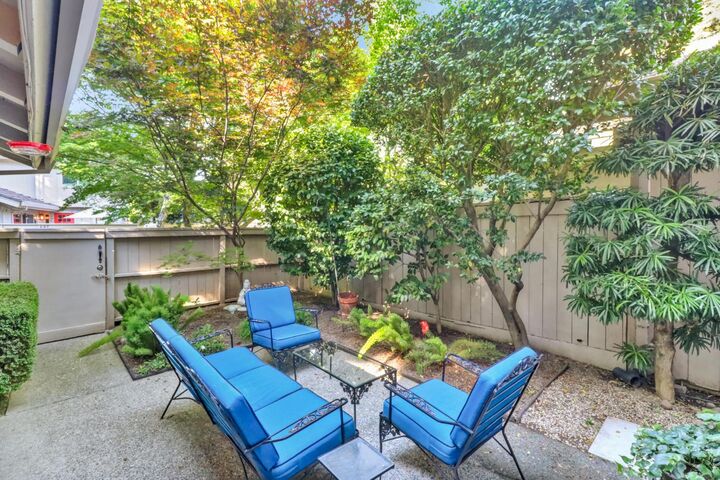 Property Photo: 225 Hartnell Place CA 95825