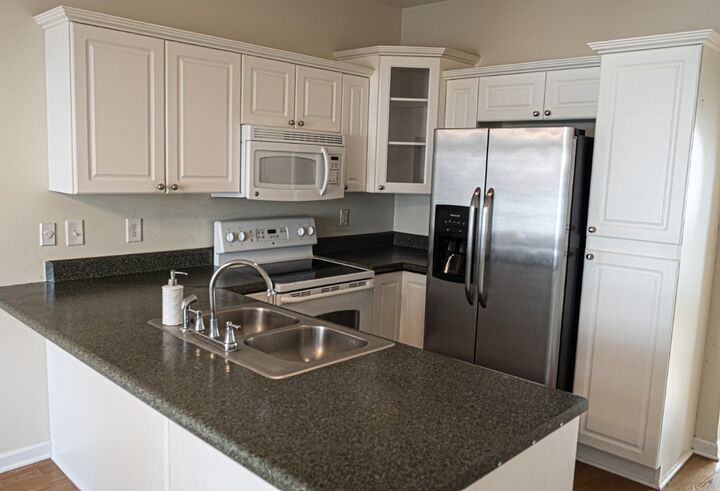 Property Photo: 615 Spence Enclave Way TN 37210