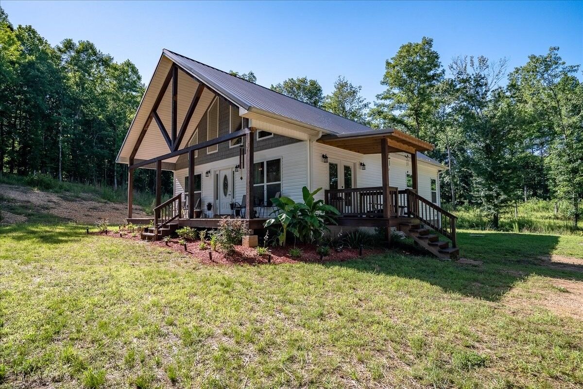 Property Photo:  4239 Shady Oak Ln  TN 38463 