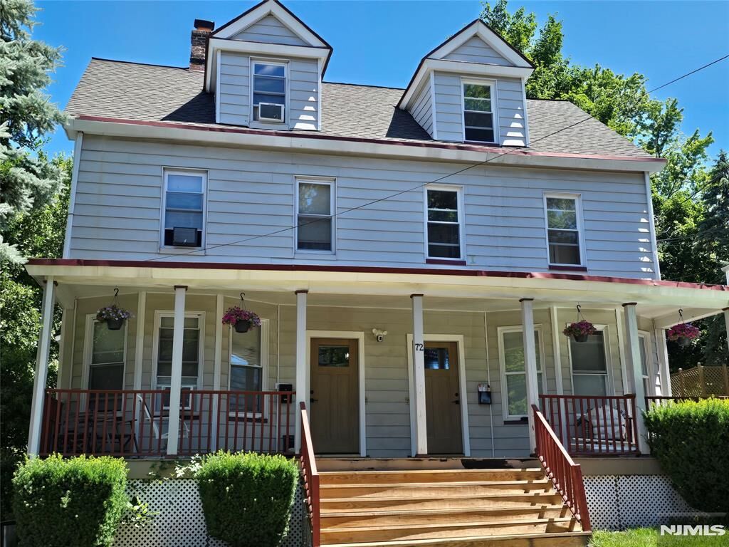 Property Photo: 72 Chestnut Street 2R NJ 07042