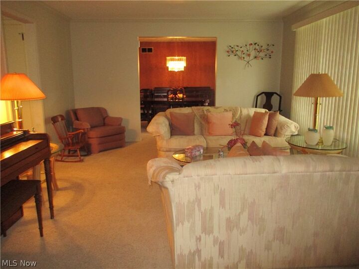 Property Photo: 463 Arbor Circle OH 44505