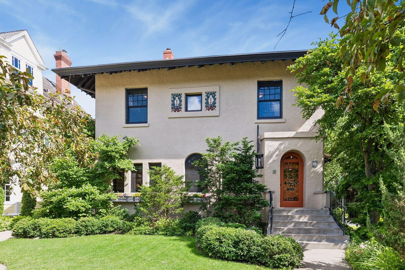 Property Photo: 42 Kenwood Parkway MN 55105