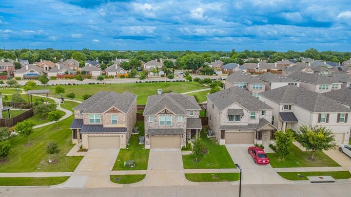 Property Photo:  2774 Henson Lane  TX 75040 