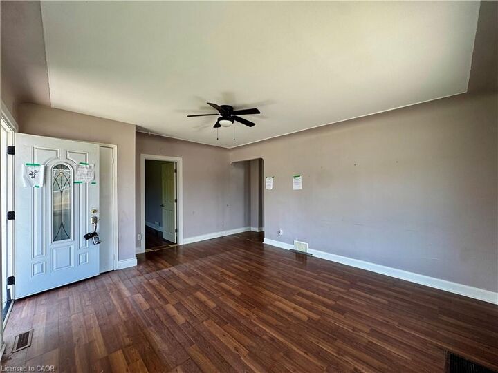 Property Photo: 89 Lincoln Avenue ON L2P 2E1