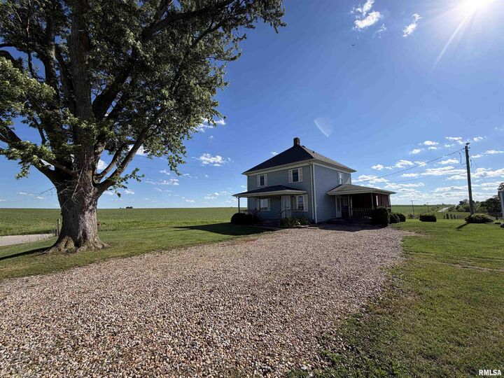 Property Photo: 2558 E County Highway 17 Highway IL 61415