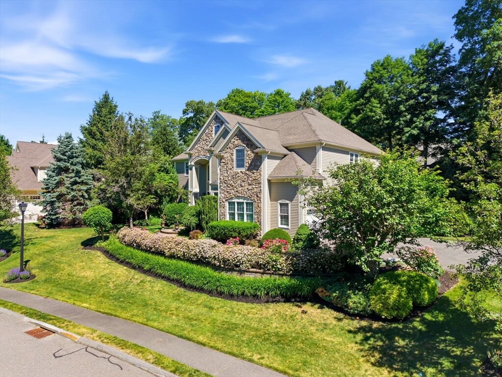 Property Photo: 4 Shipley Ct MA 01949
