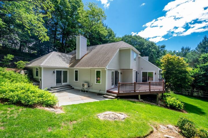 Property Photo:  15 Fieldstone Dr  MA 01890 
