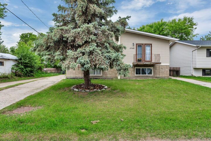 Property Photo:  5950 &Amp 5948 63 Street  AB T4N 5N9 