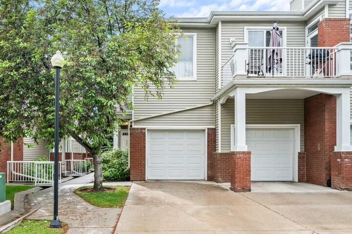 Property Photo:  8000 Wentworth Drive SW 502  AB T3H 5K8 