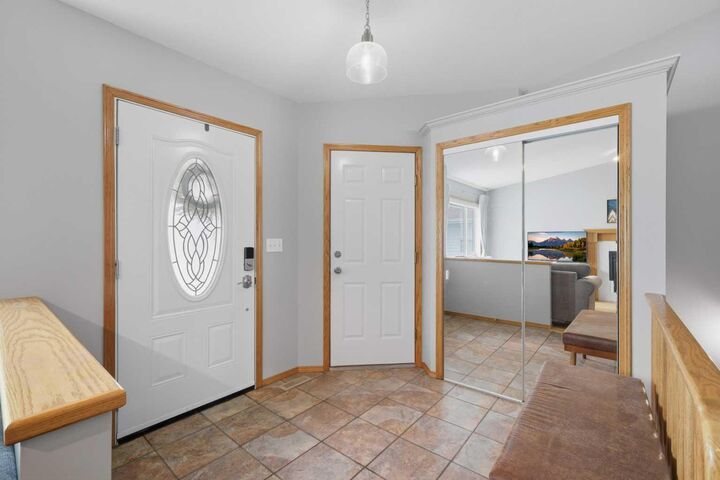 Property Photo:  126 Logan Close  AB T4R 2N9 