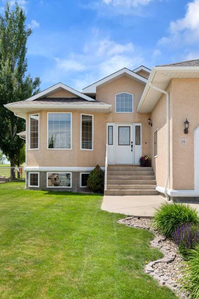Property Photo: 18 Riverview Drive SE AB T0J 2P0