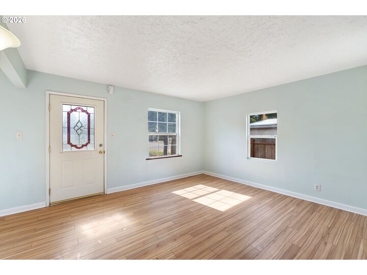 Property Photo: 3711 S St WA 98663