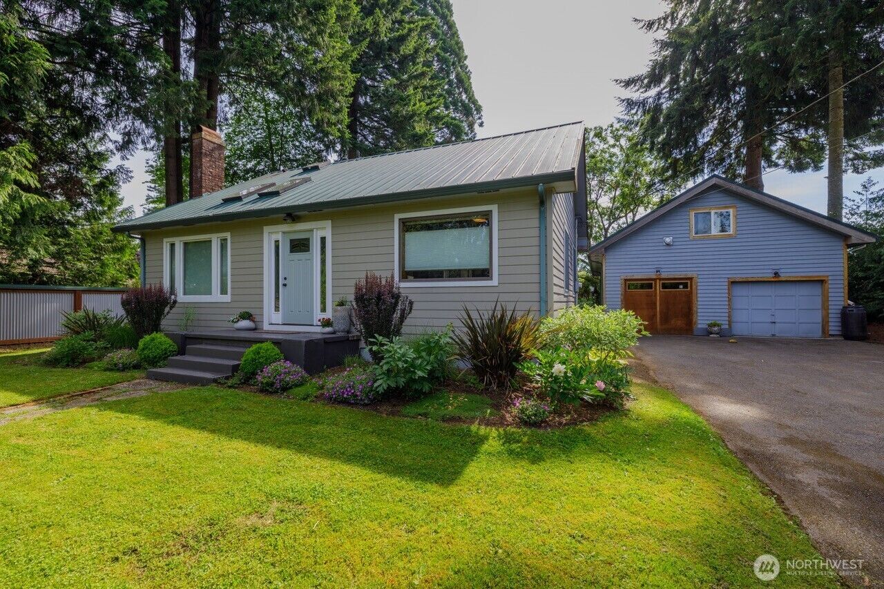 Property Photo:  902  Frederick Street SE  WA 98501 