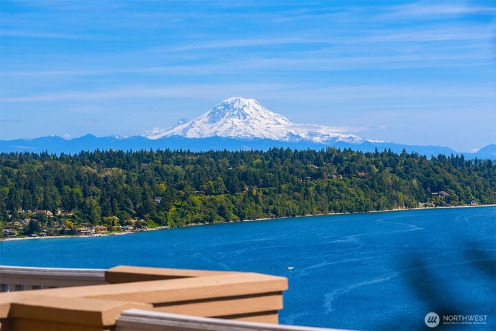 Property Photo: 2832 SW 171st Street WA 98166