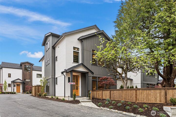 Property Photo: 9315 132nd Avenue NE WA 98033