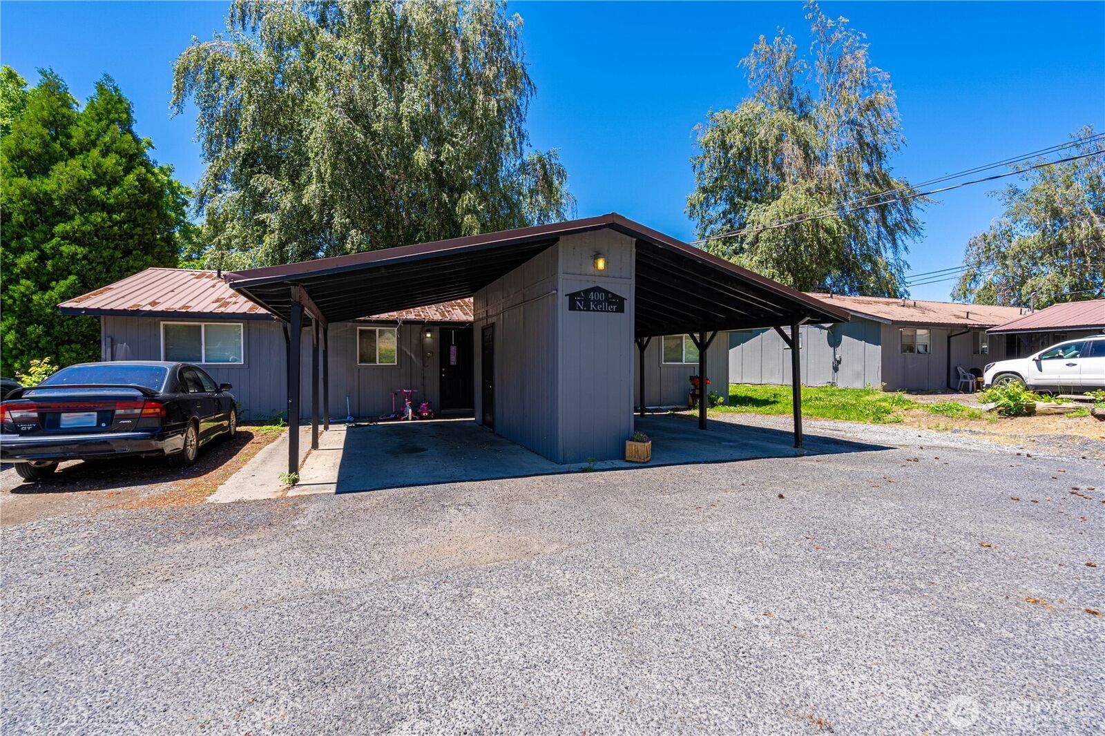 Property Photo:  400 N Keller Avenue A & B  WA 98802 