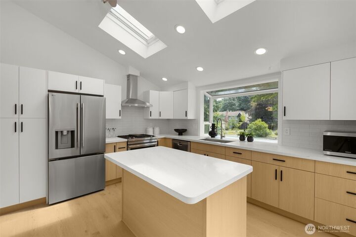 Property Photo: 9416 NE 143rd Street WA 98034