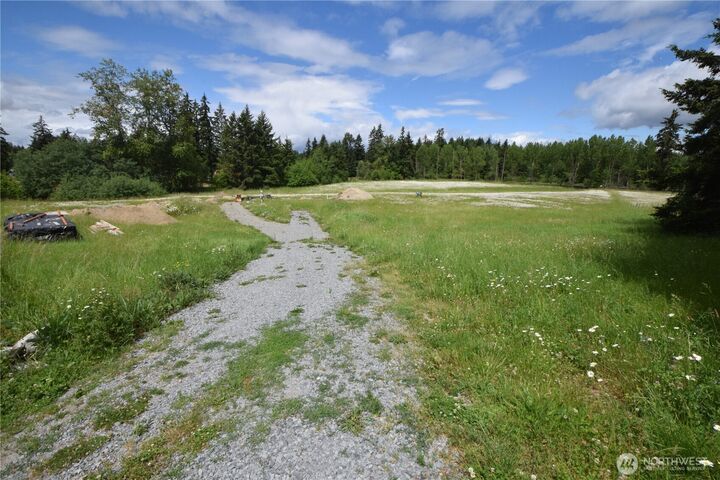Property Photo:  2717  354th Street Ct S  WA 98580 