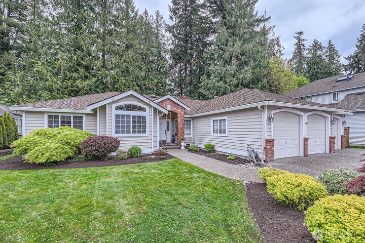 Property Photo:  15413  34th Avenue SE  WA 98012 