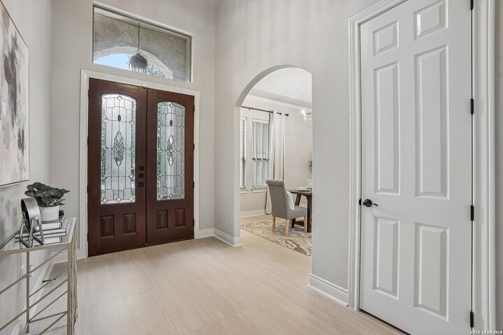 Property Photo:  24927 Estancia Cir  TX 78260 