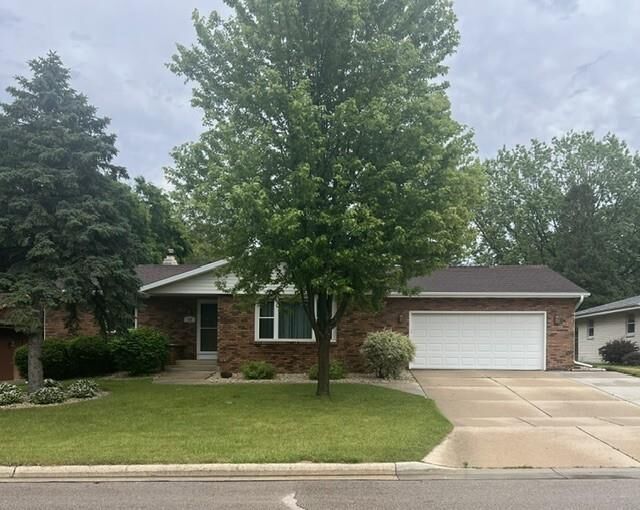 Property Photo: 120 Arbor Hill Drive WI 53548