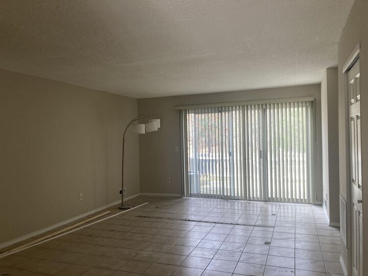 Property Photo:  19 Mohave Dr 19  NJ 08205 