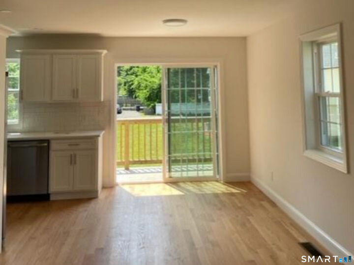 Property Photo:  1686 Litchfield Turnpike B  CT 06525 
