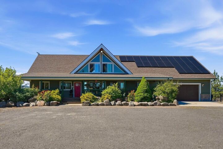 Property Photo:  41031 Pineridge Dr E  WA 99122 