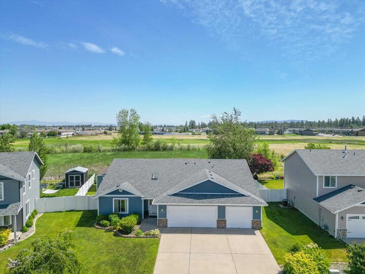 Property Photo: 6725 S West Terrace St WA 99004