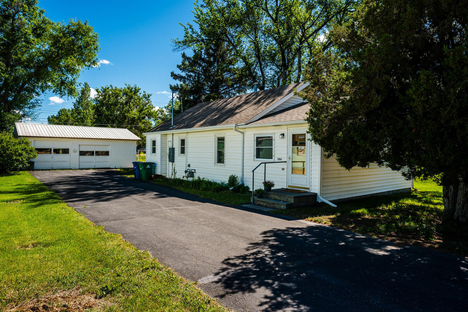 Property Photo:  580 Huntington Street  WY 82801 