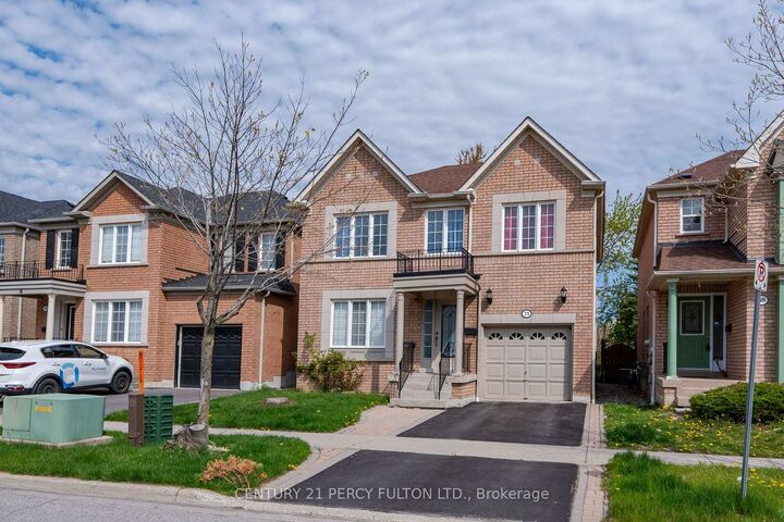 Property Photo:  71 Armitage Crescent  ON L1T 4K9 