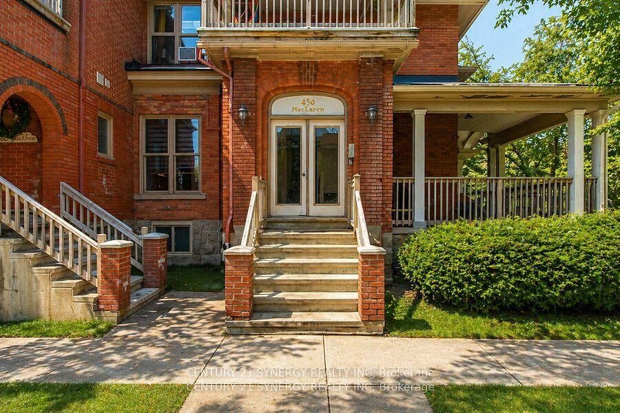 Property Photo:  450 Maclaren Street 10  ON K1R 5K6 