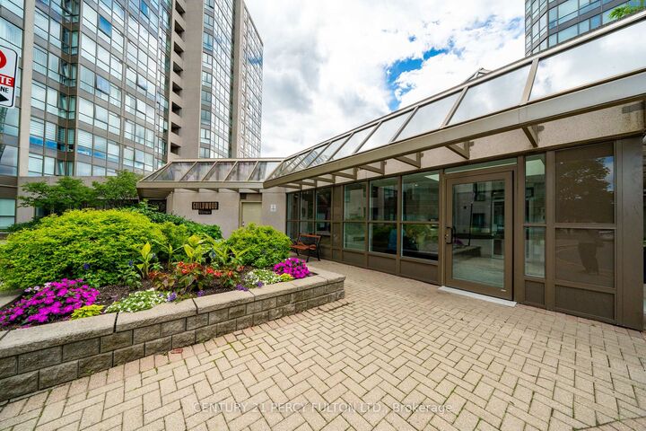 Property Photo: 3231 Eglinton Avenue E 206B ON M1J 3N5