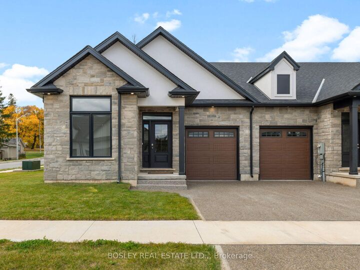 526 Royal Ridge Drive — photo 1