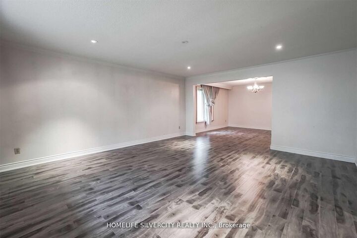 Property Photo: 4395 Castlemore Road ON L6P 0W9