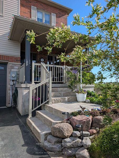31 Paul Rexe Boulevard E — photo 1