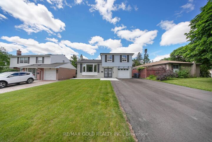 Property Photo: 41 Brookland Drive ON L6T 2M6