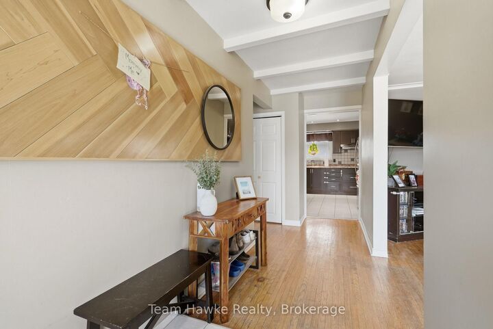 Property Photo: 958 Montreal Street ON L4R 1H2