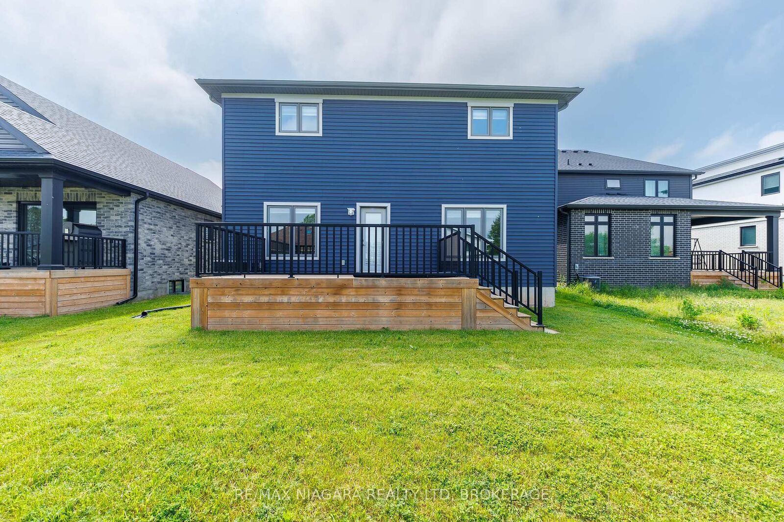 Property Photo: 3816 Simpson Lane ON L0S 1S0