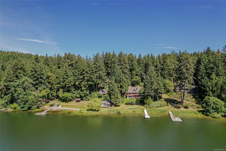 Property Photo: 1164 North End Rd BC V8K 1M1